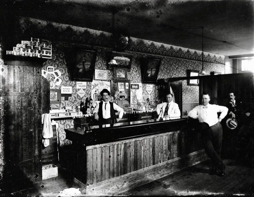 Saloon in Paddock Arcade