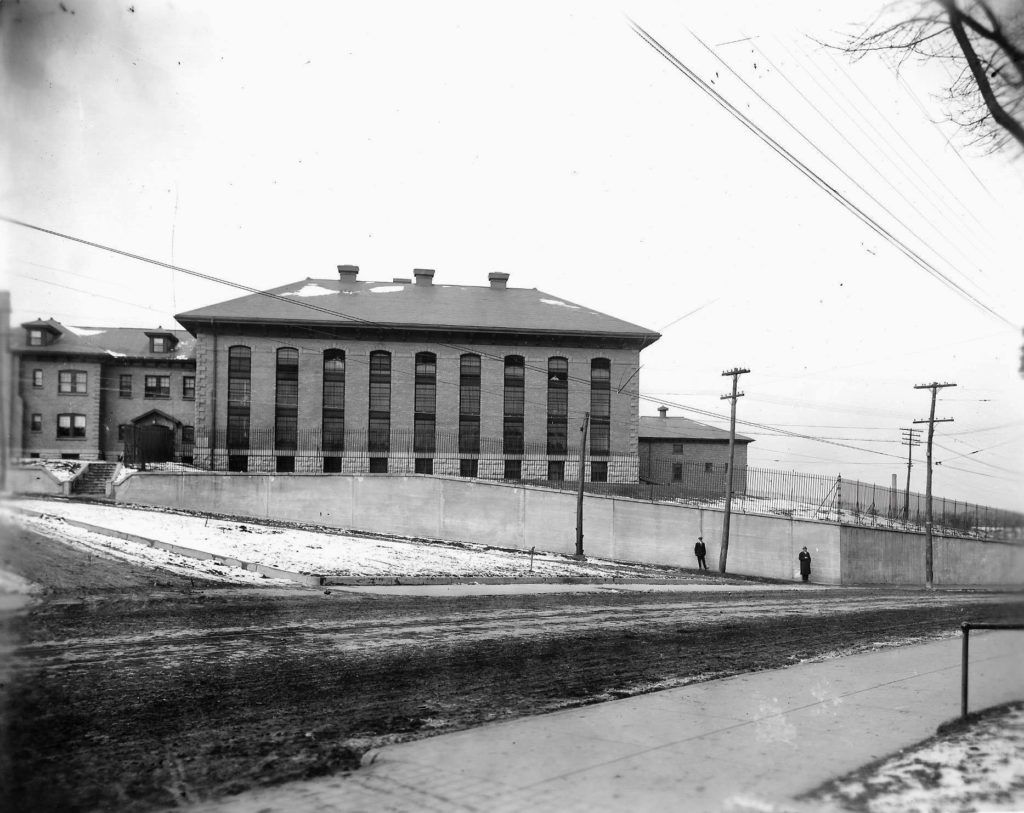 The Court Street Bridges (1850 - Present) 2 County Jail before Court Street Bridge