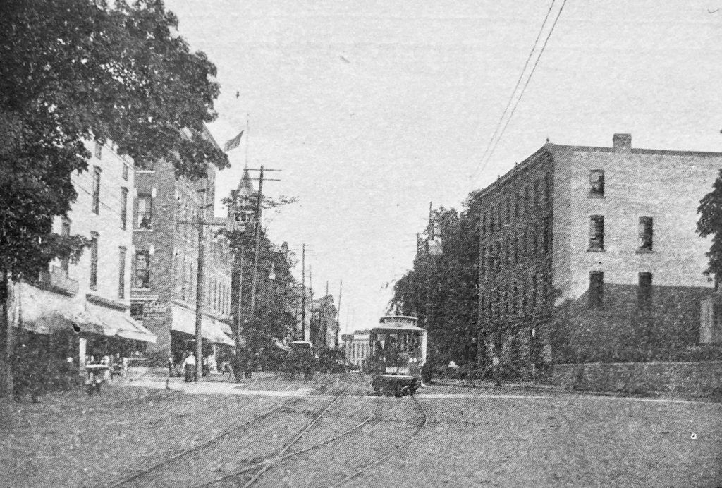 Crowner House (1856 - 1966) 5 Court Street at Coffeen Street, c. 1904
