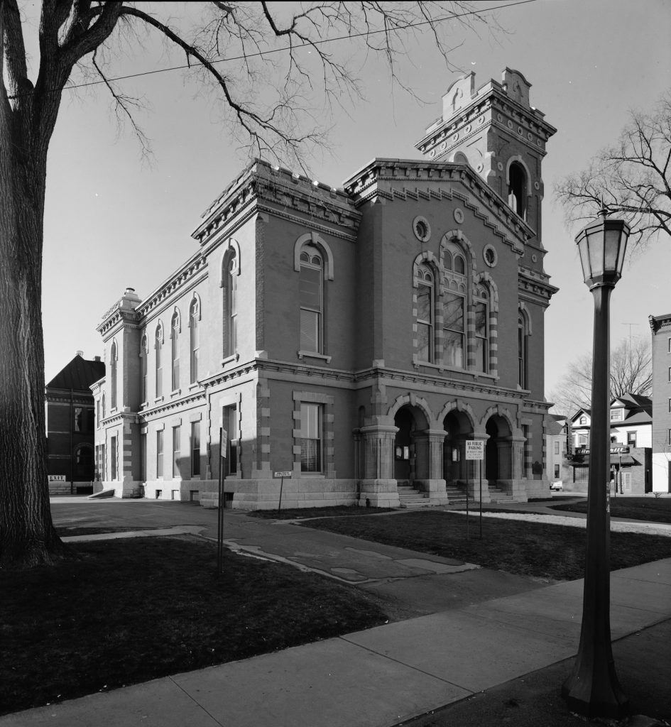 Jefferson County Courthouse ( 1862 - Present) 6 Jefferson County Courthouse