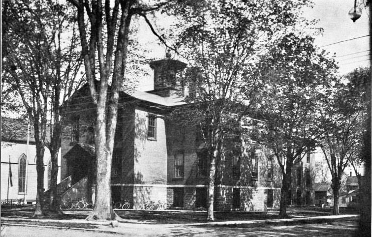 Watertown High School on Sterling St (1904 - 1950) 3 Watertown High School on Sterling Street