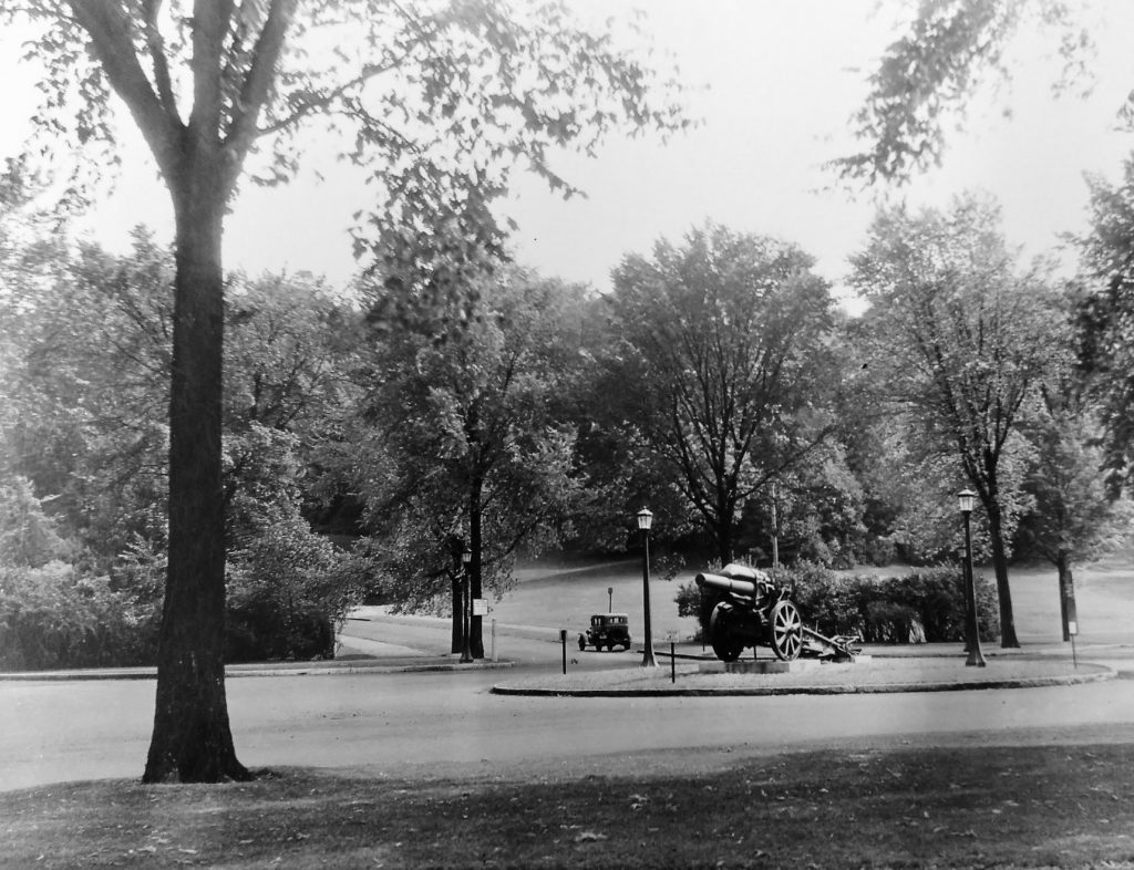Thompson Park Circle (1901 - Present) 5 Thompson Park Circle cannon