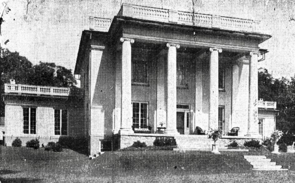 LeRay Mansion - Fort Drum - est c.1825 1 LeRay Mansion