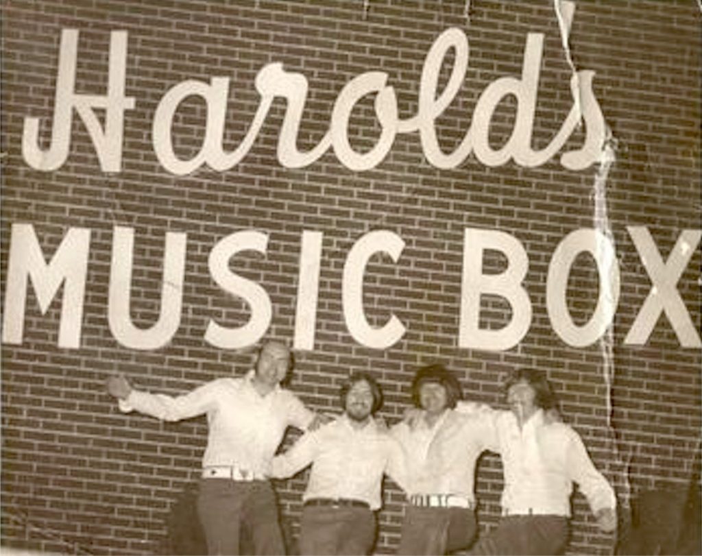 Music Box - Golden Lion (1968 - 1992) 8 Harold's Music Box