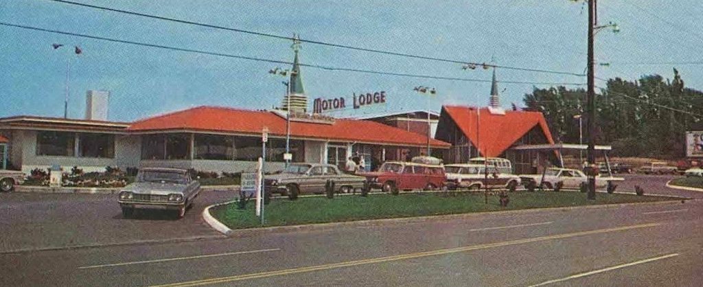 Howard Johnson - 1200 Arsenal Street (1962 - 1989) 1 HoJo