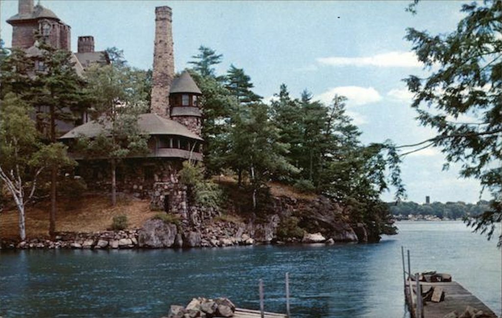 Castle Rest - 1000 Islands (1888 - Present) 10 Castle Rest