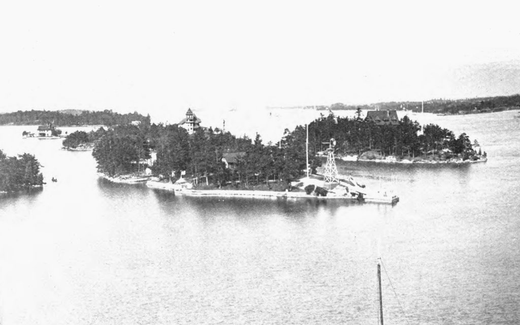 St. Elmo Island - 1000 Islands 3 St. Elmo Island from Castle Rest