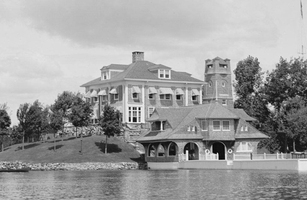 Neh-Mahbin - 1000 Islands 1 Neh-Mahbin in the 1000 Islands