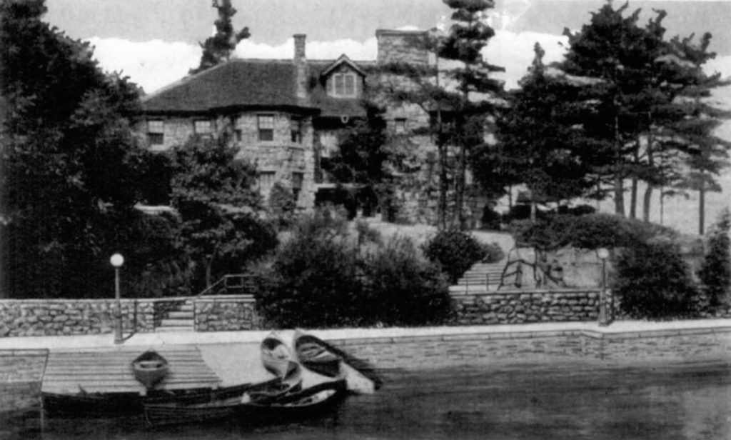 Pine Tree Point Club - 1000 Islands 2 C.1925 view J B Taylor summer home