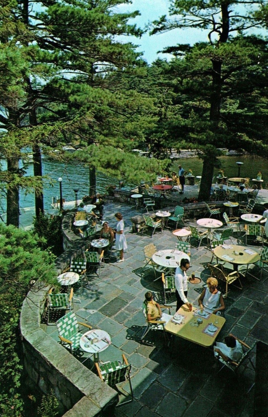 Pine Tree Point Club - 1000 Islands 5 Pine Tree Point Club patio