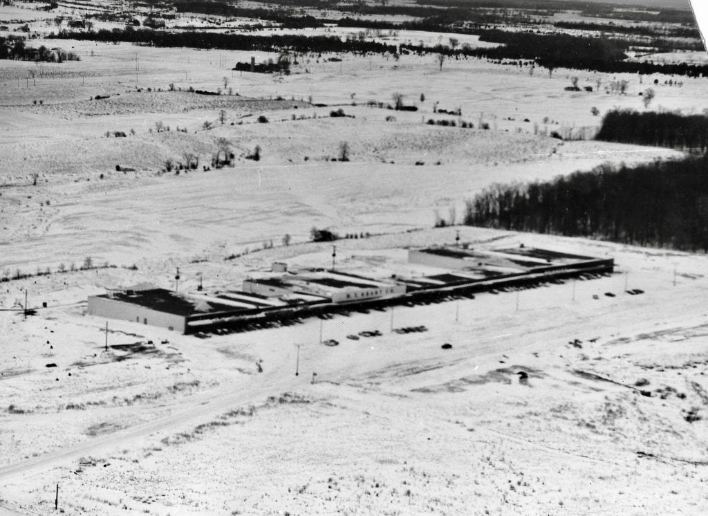 Kinney Drugs - Seaway Plaza (1959 - Present) 5 Seaway Plaza, Watertown, NY
