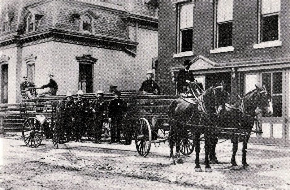 Paddock Carriage House - Huested Studio - Curtis-Holmes Music (1876 - 1971) 1 Stone Street Fire Department next to Paddock Carriage House