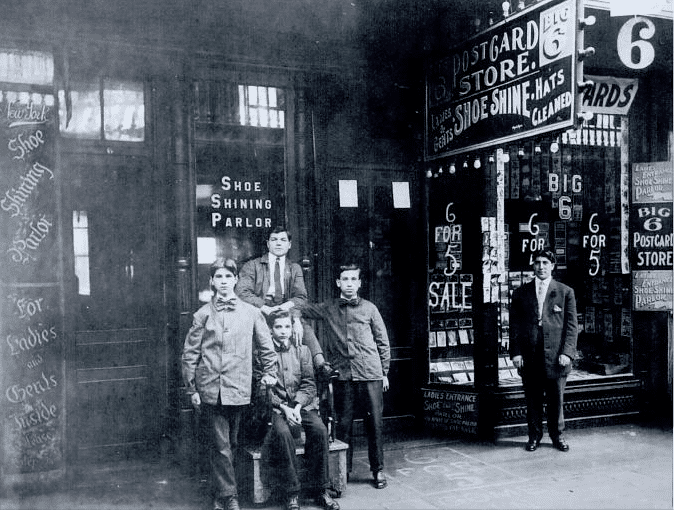 Paddock Arcade (1850 - Present) 3 Post Card Store in Arcade