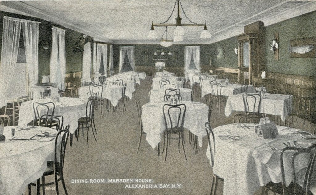 Marsden House - Thousand Islands Hotel - 1000 Islands 6 Dining Room, Marsden House