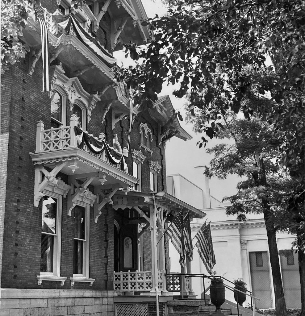 Edwin Paddock Mansion - Jefferson County Historical Society - 228 Washington Street 5 E. Paddock Mansion : Historical Society