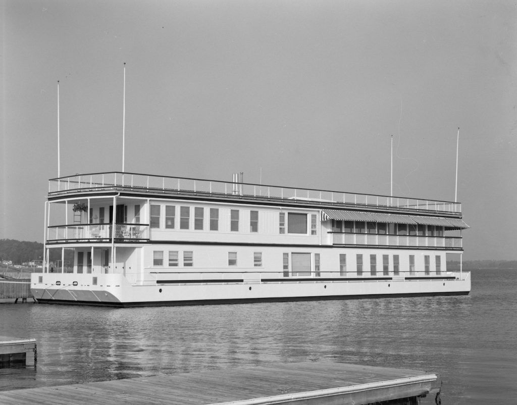 Thousand Island Yacht Club - Welcome Island - 1000 Islands 5 La Duchesse
