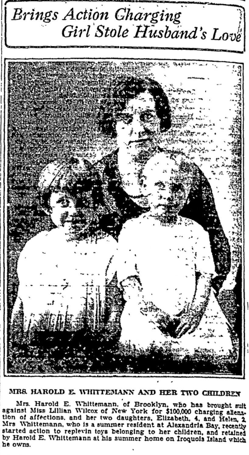 Joel Sherwood Cottage - Iroquois Island - 1000 Islands 3 Mrs. Harold E. Whittemann and children