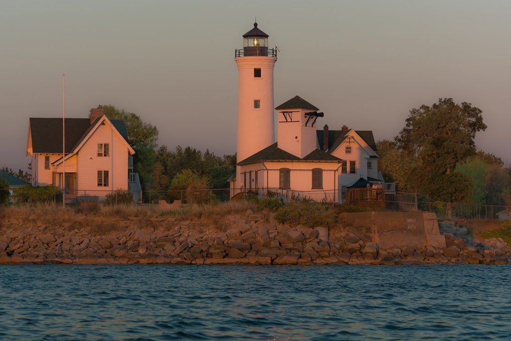 Tibbetts Point Lighthouse - 1000 Islands 3 Tibbets_Point_Light_from_St._Lawrence_River_2